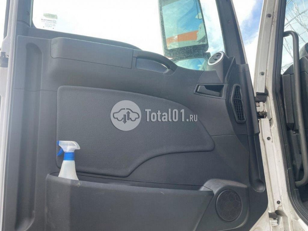 Фото Sitrak C7H 60