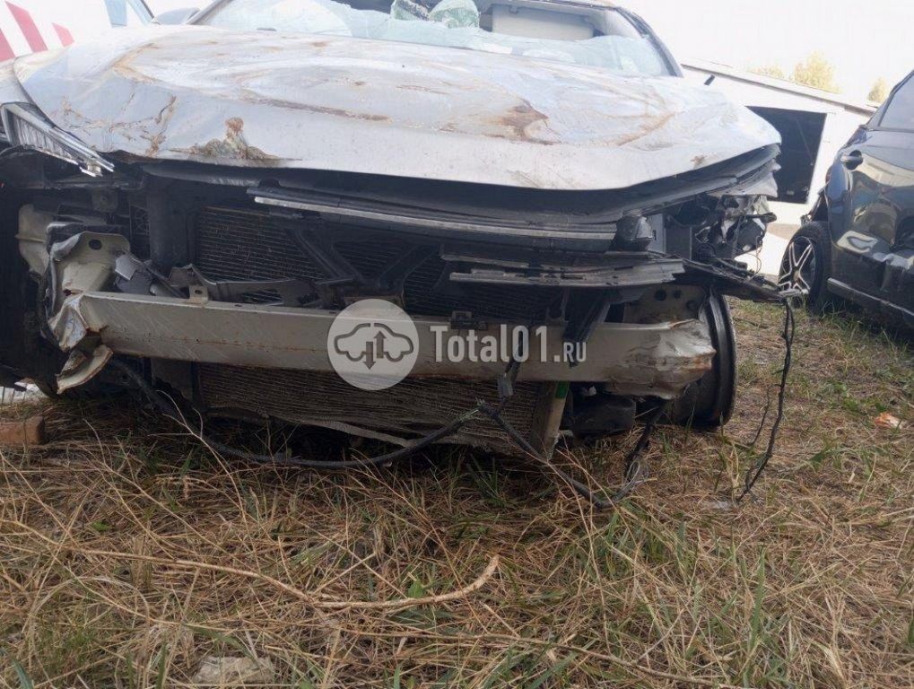 Фото Changan EADO PLUS 8