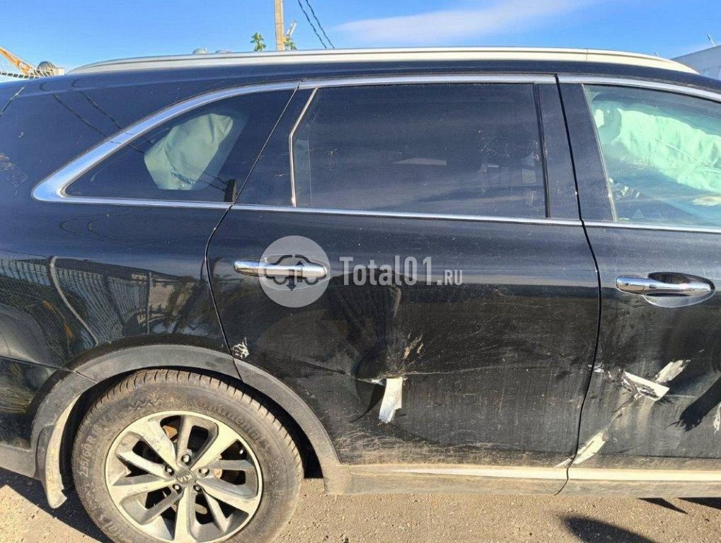 Фото KIA Sorento 44