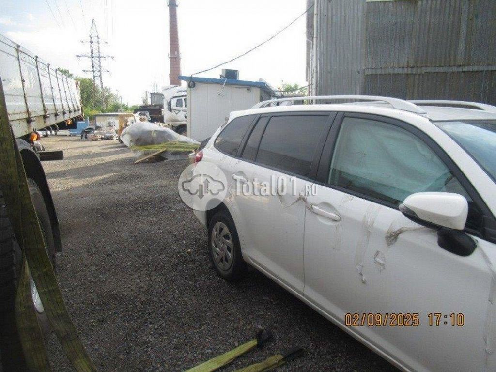 Фото Toyota Corolla Fielder 32