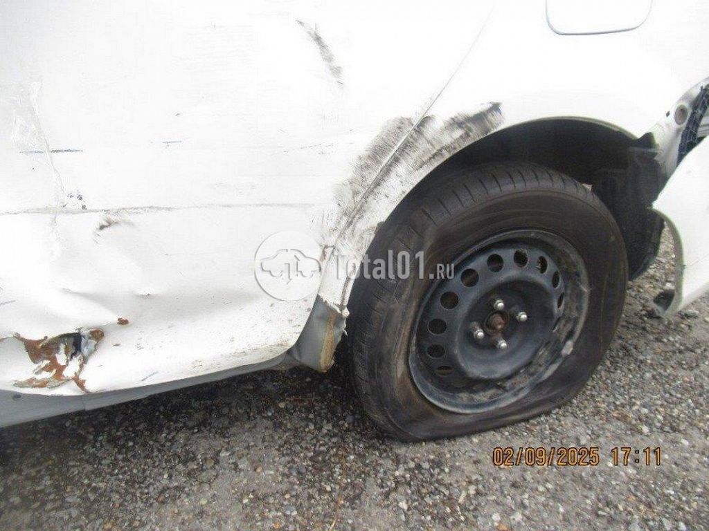 Фото Toyota Corolla Fielder 106