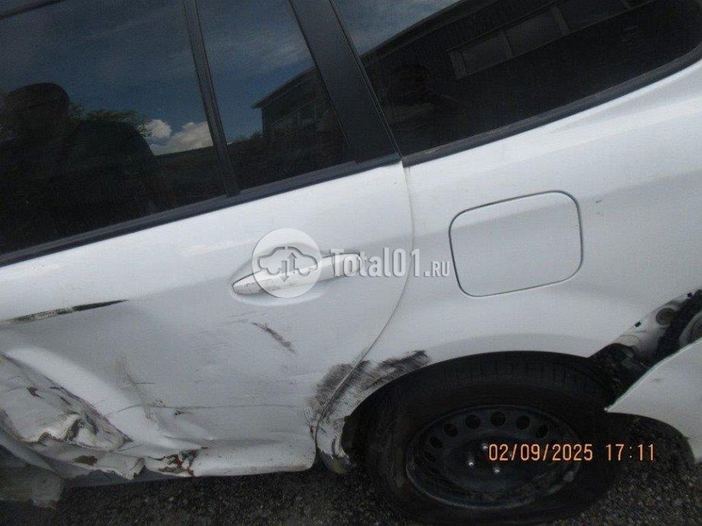 Фото Toyota Corolla Fielder 116