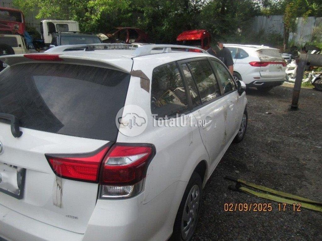 Фото Toyota Corolla Fielder 130