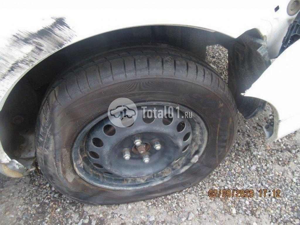 Фото Toyota Corolla Fielder 142