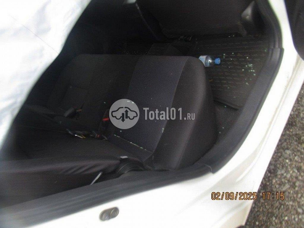 Фото Toyota Corolla Fielder 170