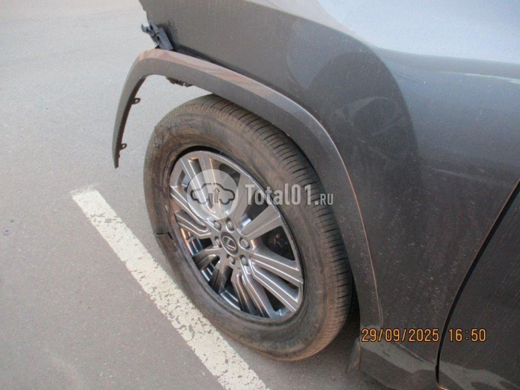 Фото Lexus LX 10