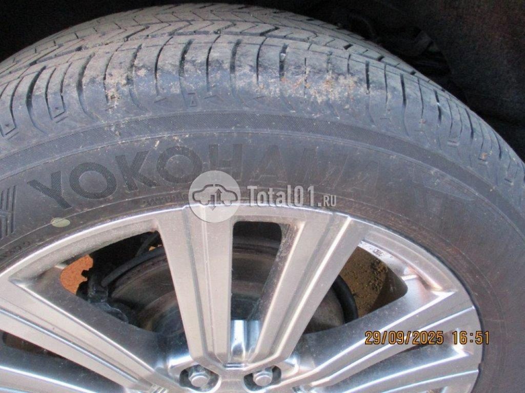 Фото Lexus LX 34