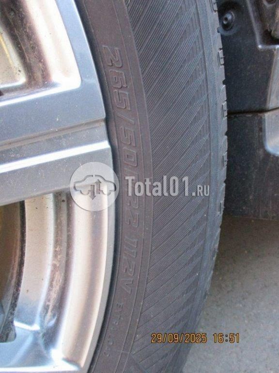 Фото Lexus LX 38