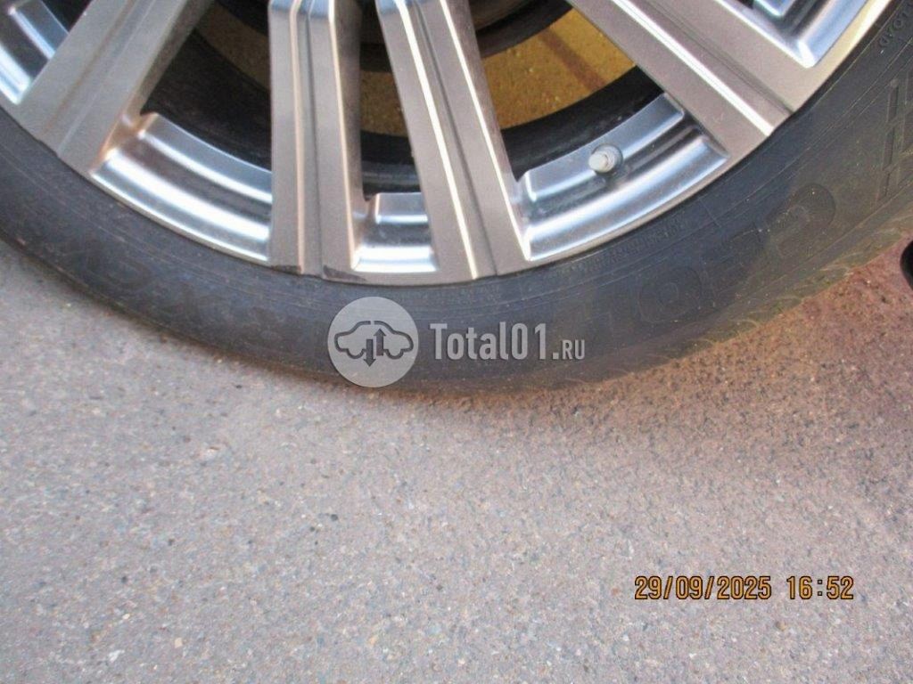 Фото Lexus LX 60