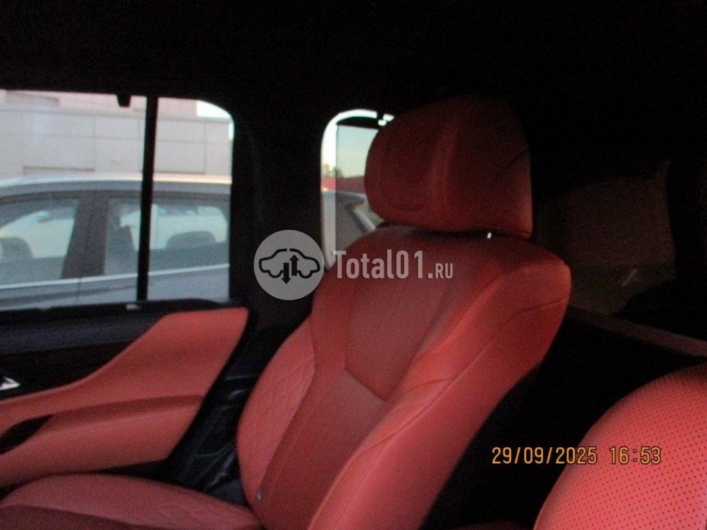 Фото Lexus LX 84
