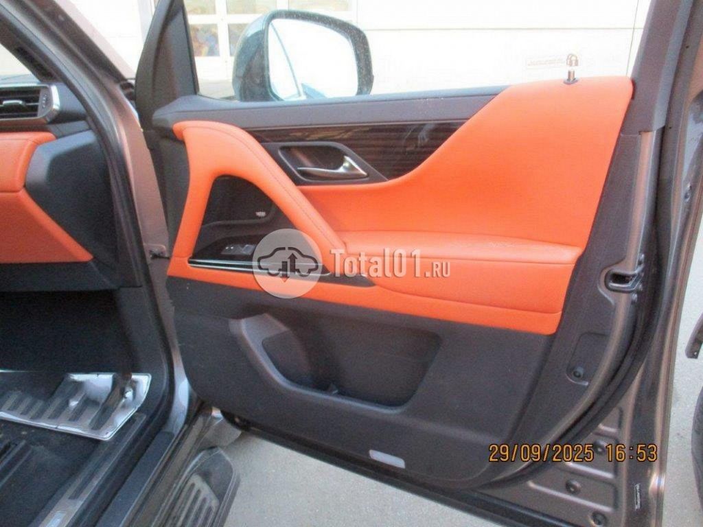 Фото Lexus LX 92