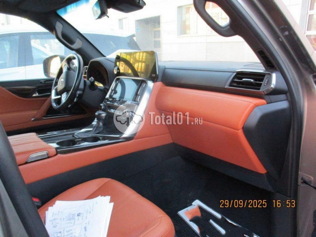 Фото Lexus LX 94