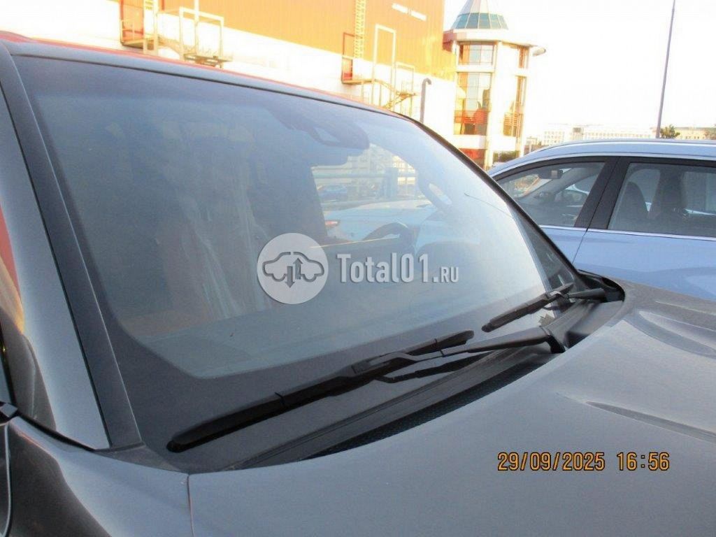 Фото Lexus LX 130