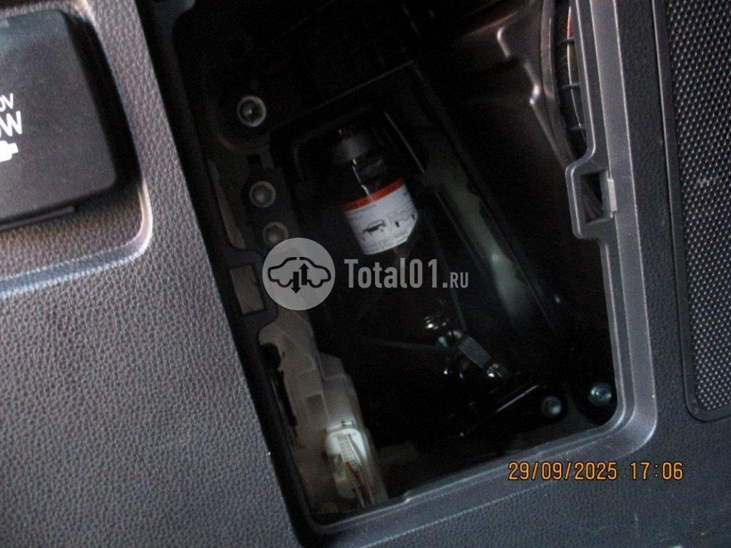 Фото Lexus LX 132