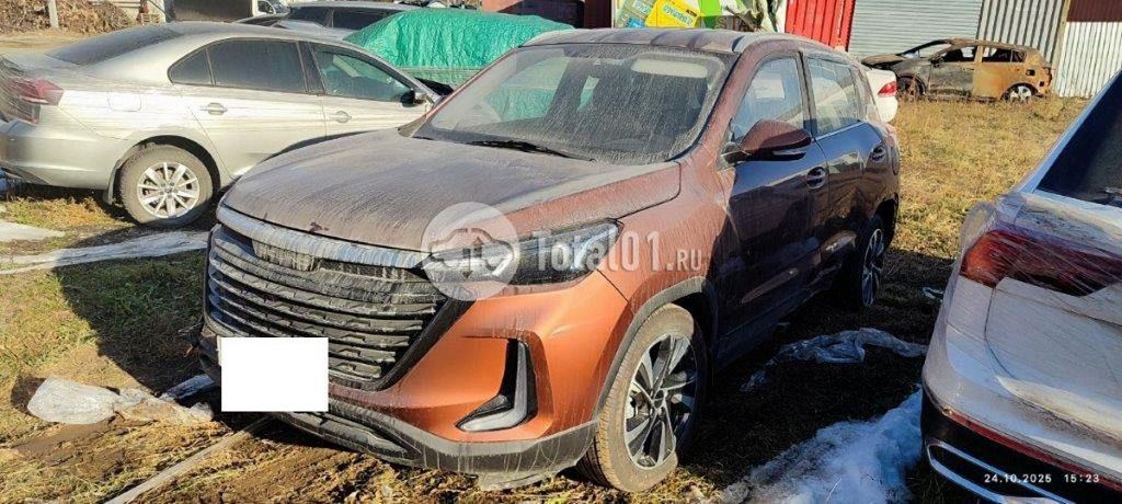 Фото BAIC X35 12