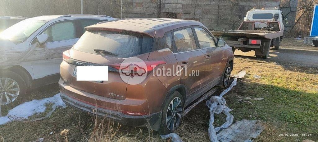 Фото BAIC X35 32