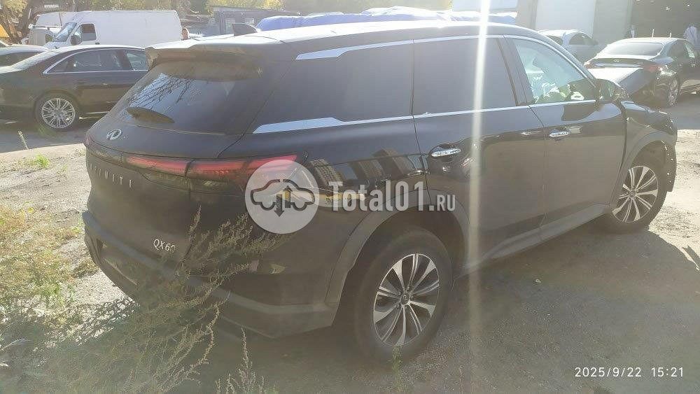 Фото Infiniti QX60 128