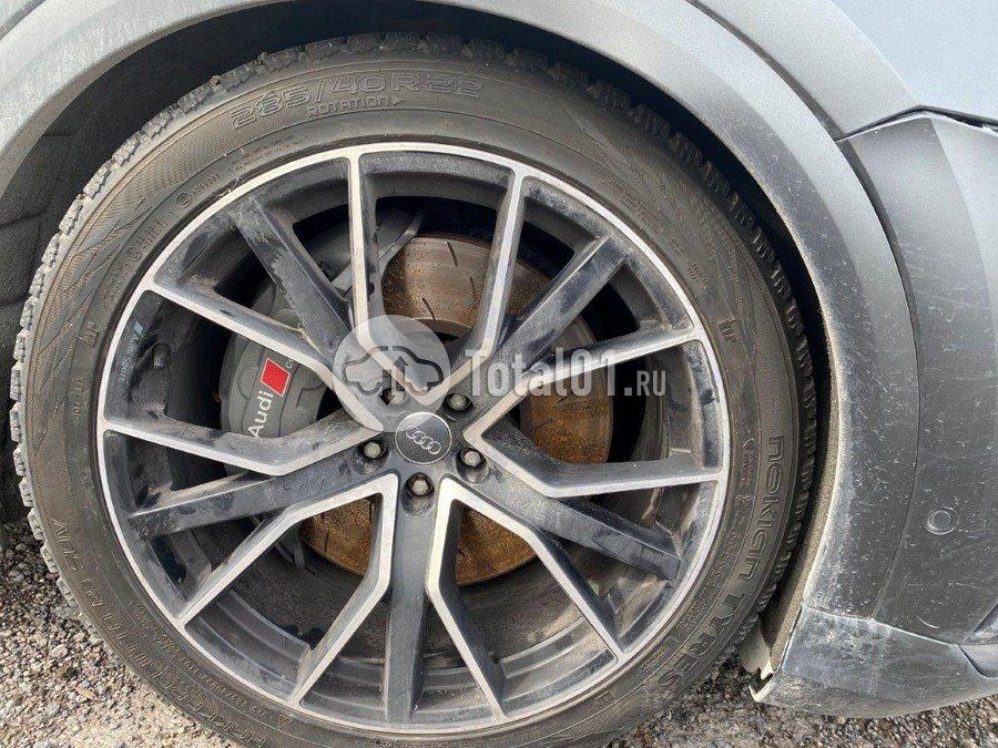 Фото Audi SQ8 80