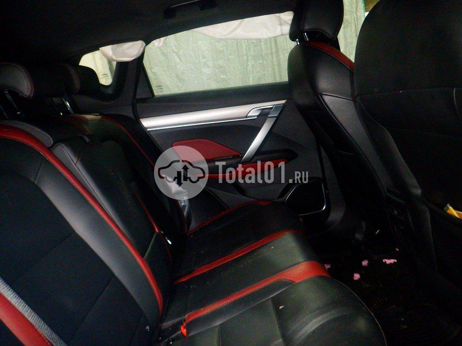 Фото Geely Coolray 48