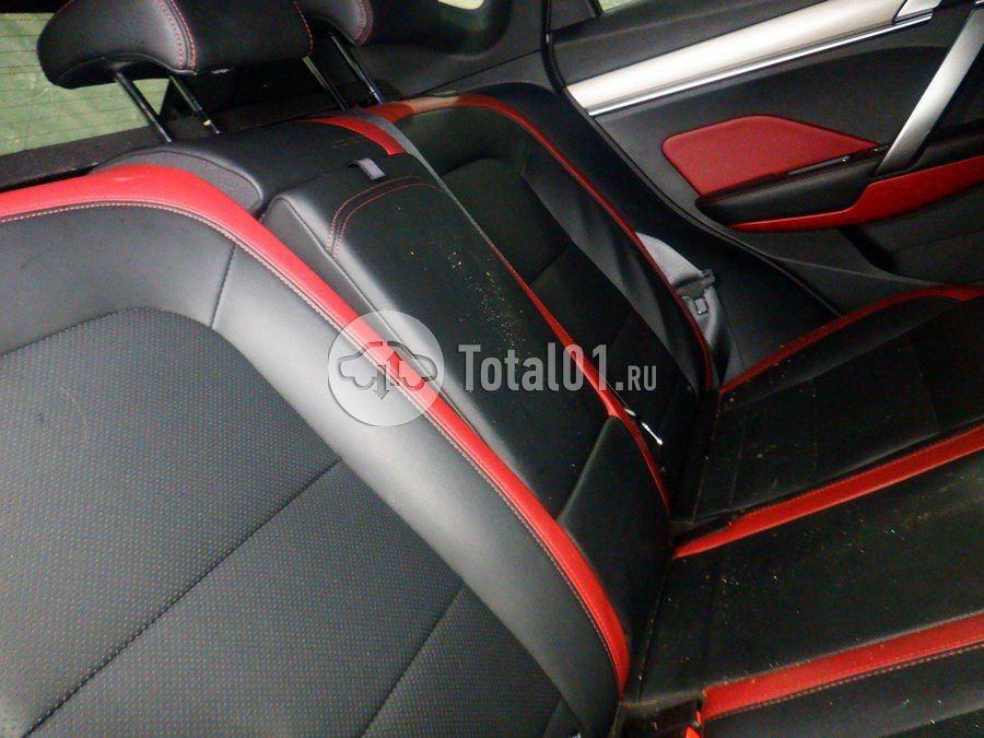 Фото Geely Coolray 50