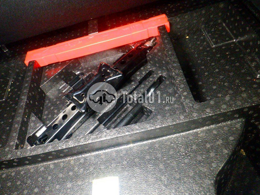 Фото Geely Coolray 60