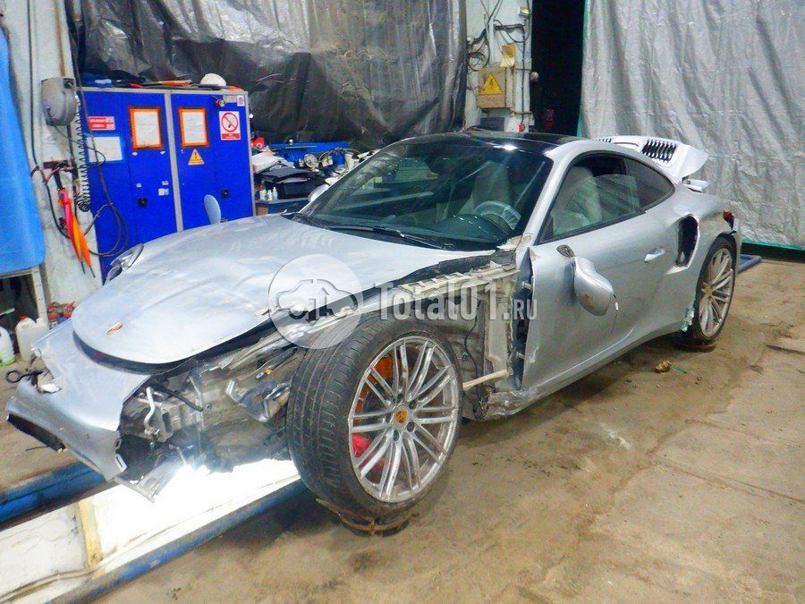 Фото Porsche 911 Turbo 6