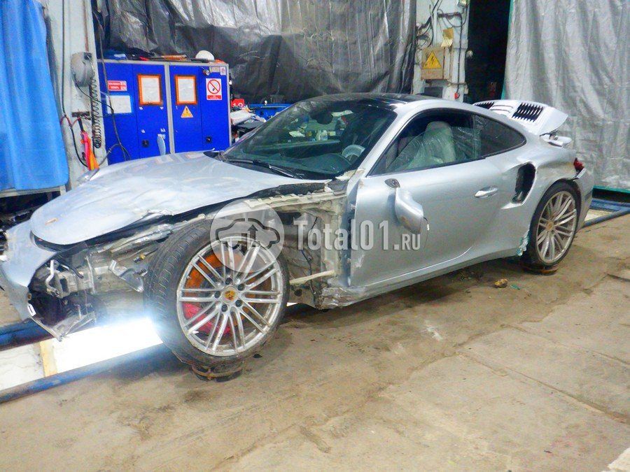 Фото Porsche 911 Turbo 8