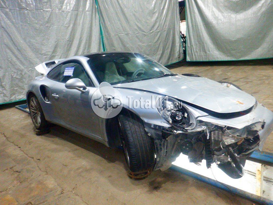 Фото Porsche 911 Turbo 10