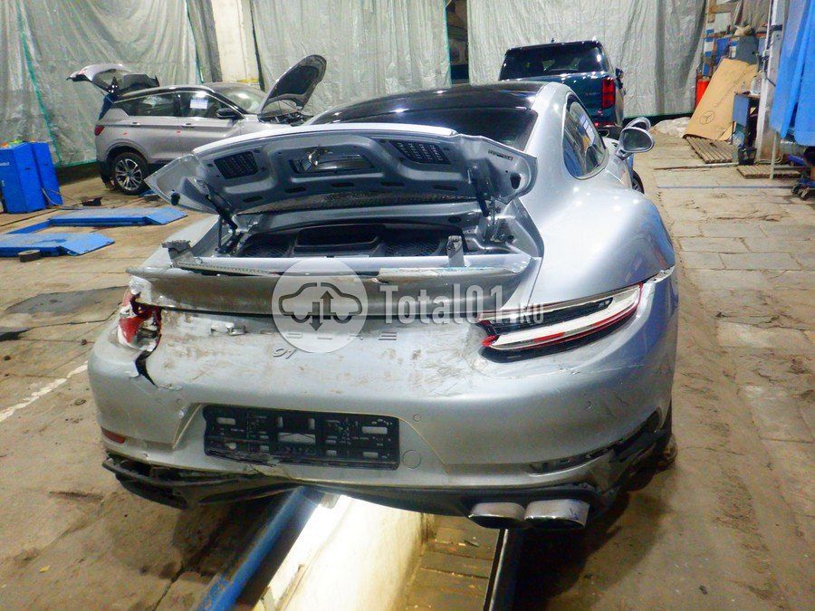 Фото Porsche 911 Turbo 12