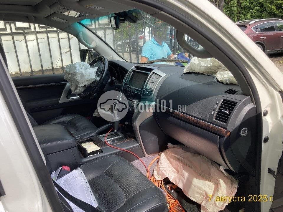Фото Toyota Land Cruiser 52