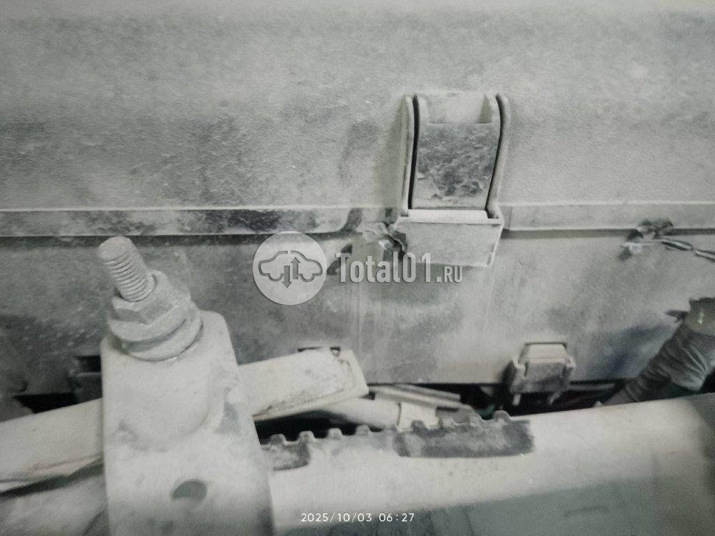 Фото Toyota Land Cruiser 82