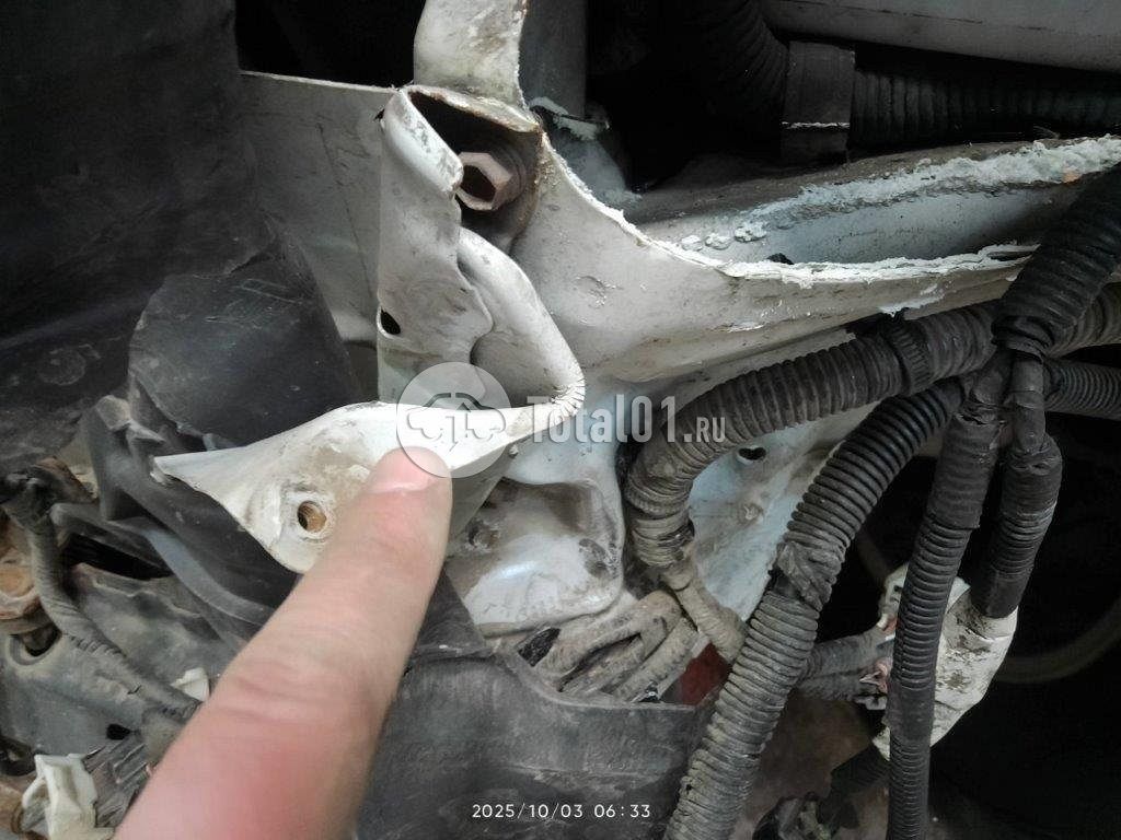 Фото Toyota Land Cruiser 148