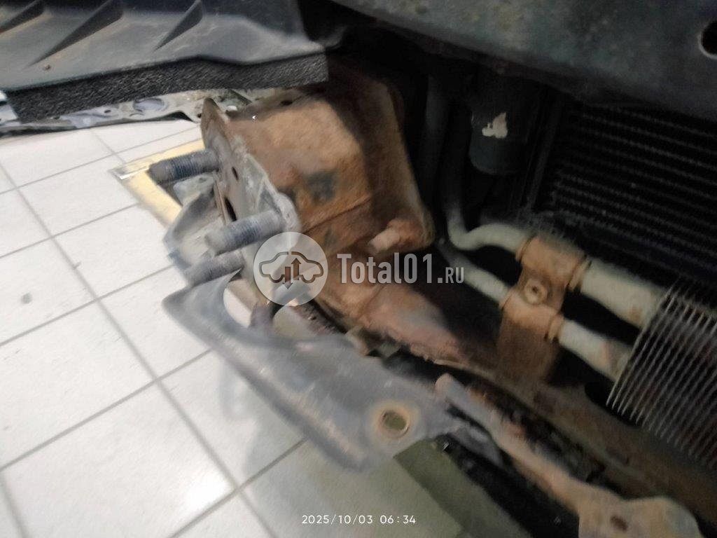 Фото Toyota Land Cruiser 162