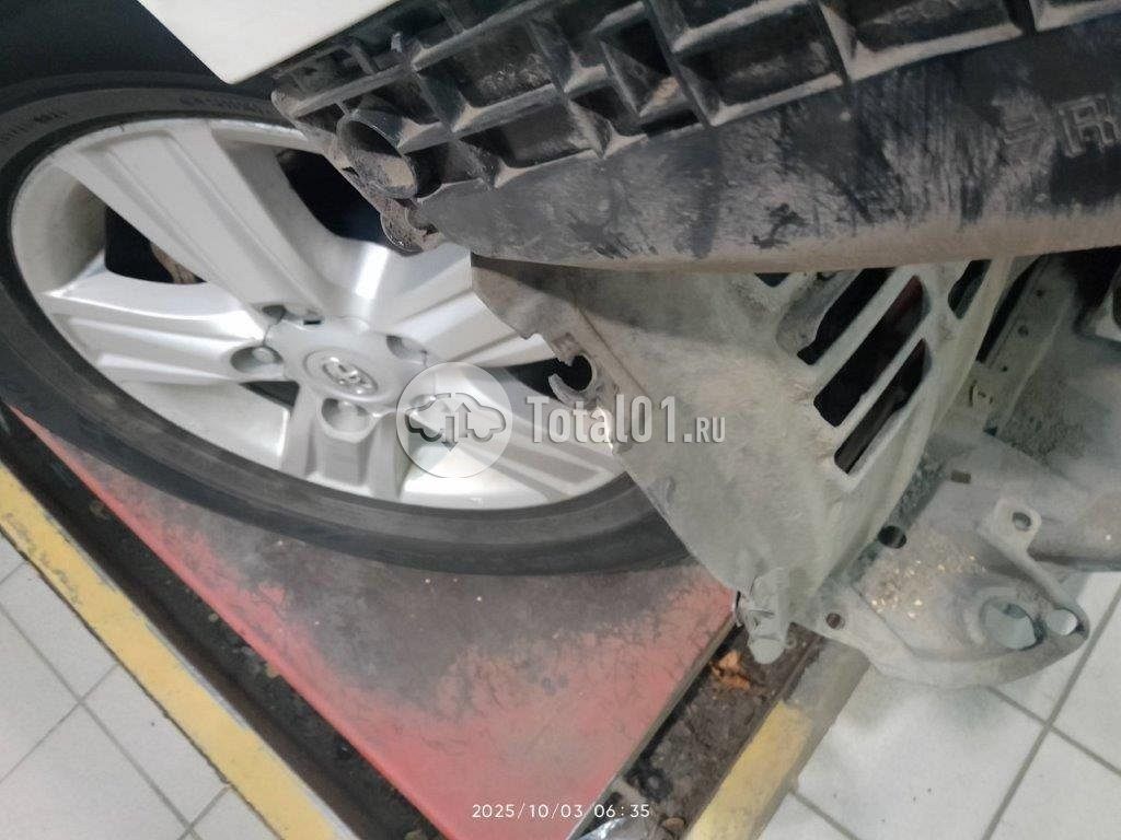 Фото Toyota Land Cruiser 170