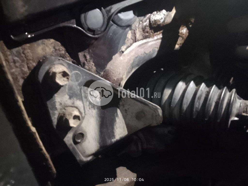 Фото Toyota Land Cruiser 250