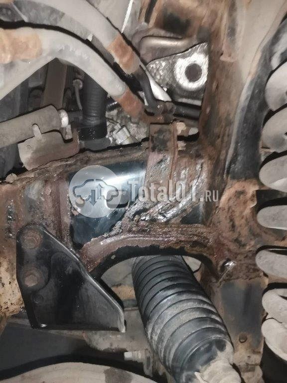 Фото Toyota Land Cruiser 322