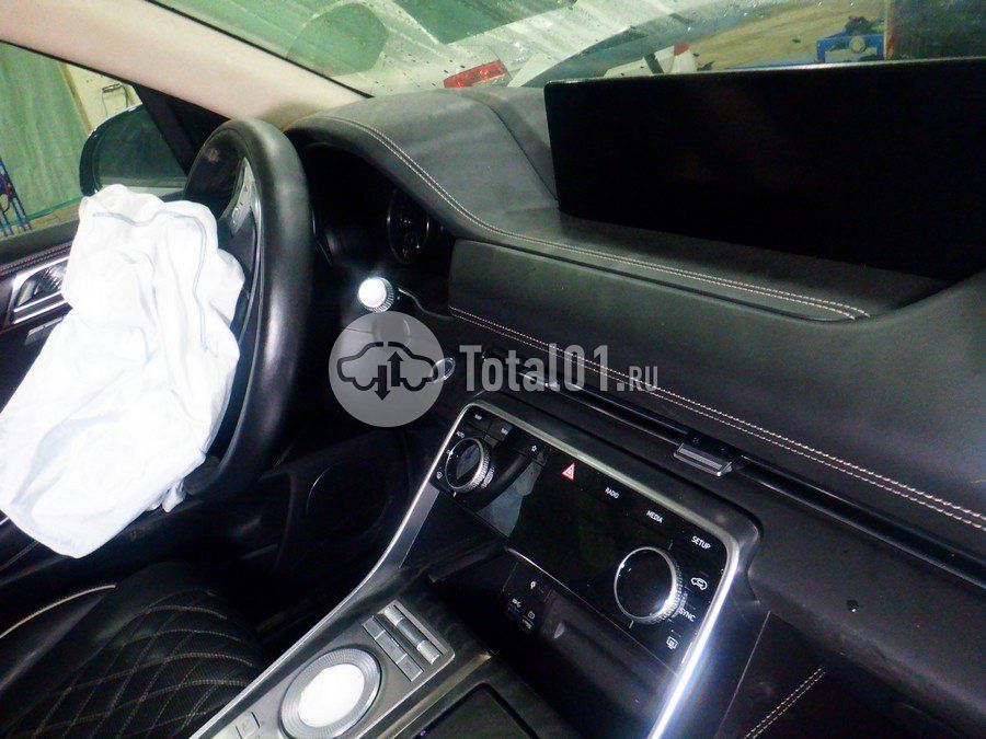 Фото Genesis GV80 30