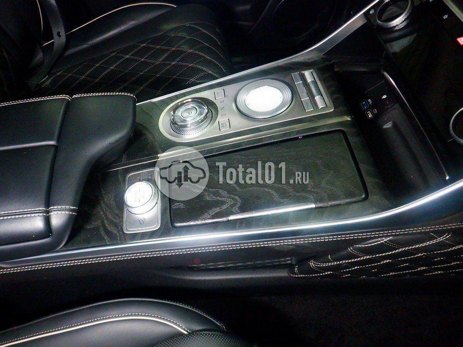 Фото Genesis GV80 32