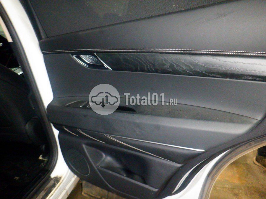 Фото Genesis GV80 40