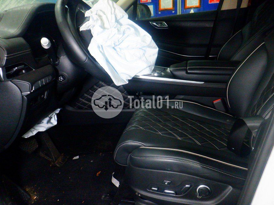 Фото Genesis GV80 80