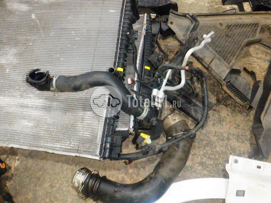 Фото Genesis GV80 372