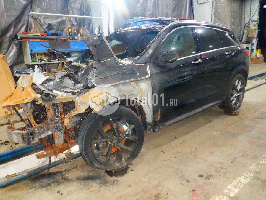 Фото Infiniti QX50 10