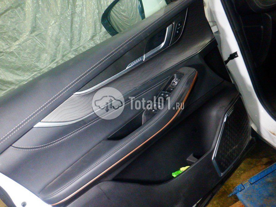 Фото EXEED LX 72