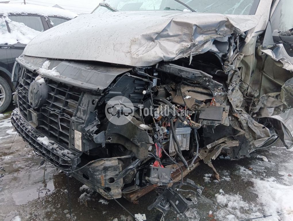 Фото Volkswagen Caravelle 28