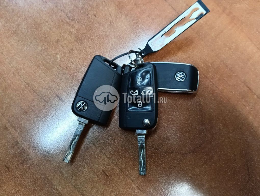 Фото Volkswagen Caravelle 34