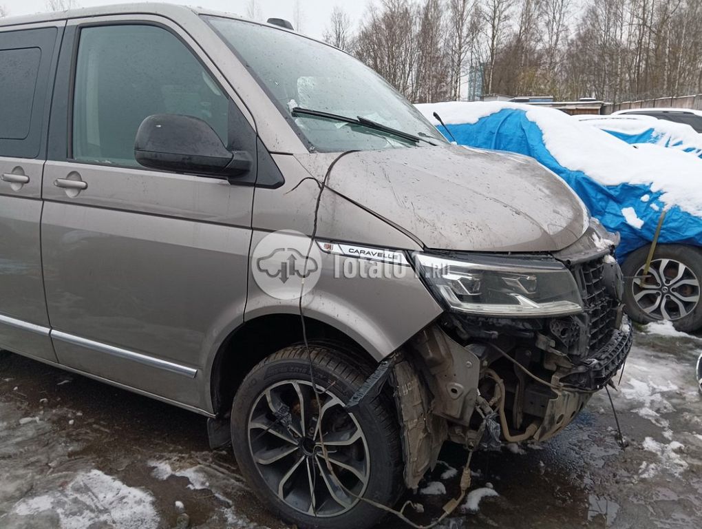 Фото Volkswagen Caravelle 42