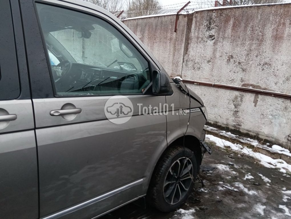 Фото Volkswagen Caravelle 50