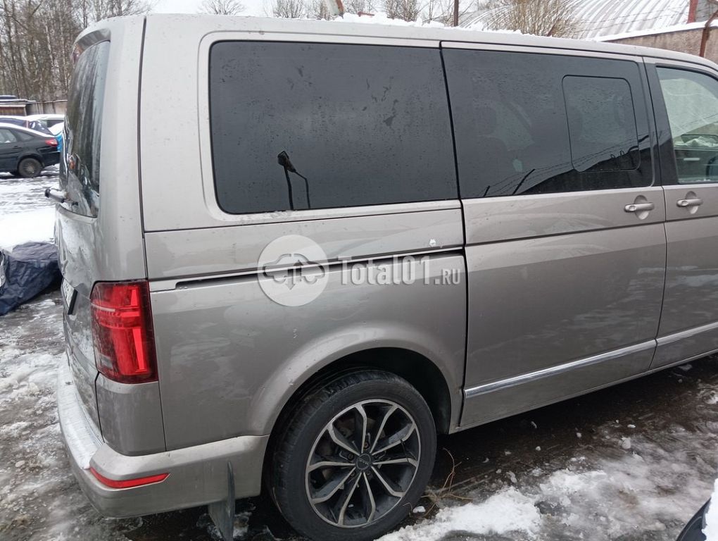 Фото Volkswagen Caravelle 64