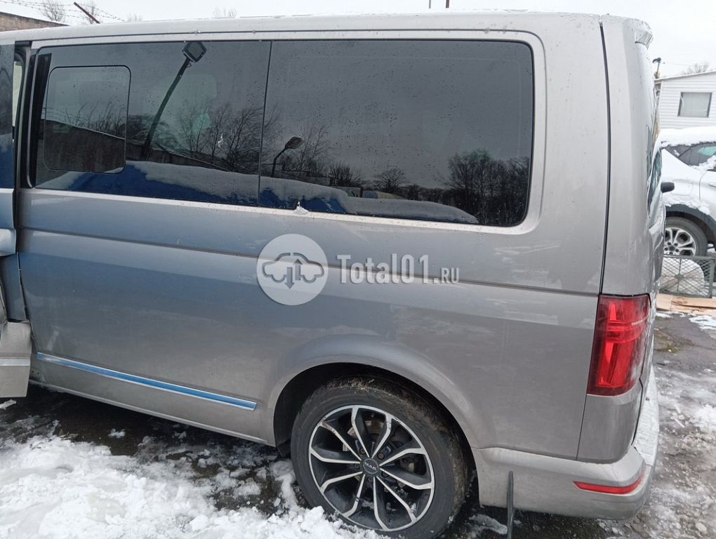 Фото Volkswagen Caravelle 80