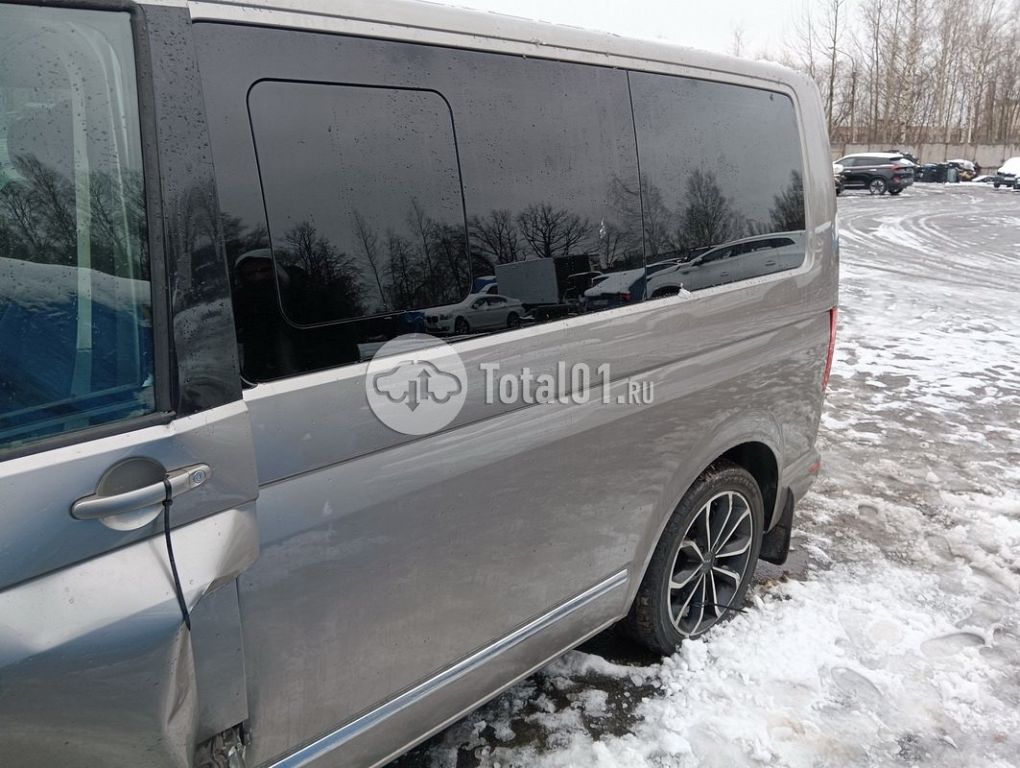 Фото Volkswagen Caravelle 86